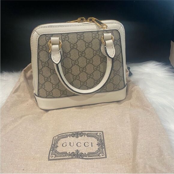 GUCCI HORSEBIT 1955 MINI TOP
HANDLE BAG - Picture 9 of 16